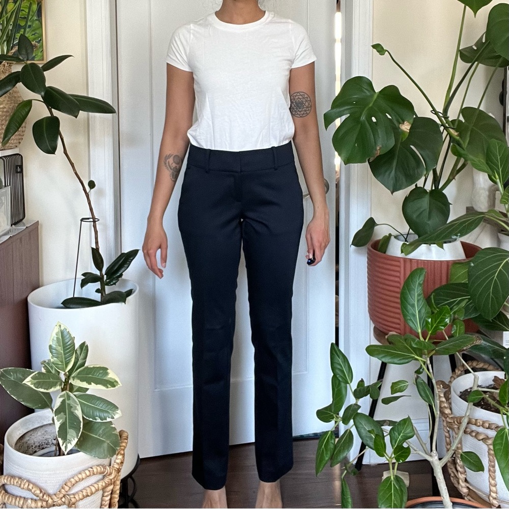 Ann Taylor Navy Straight Leg Suit Pants/ Trousers | US 0